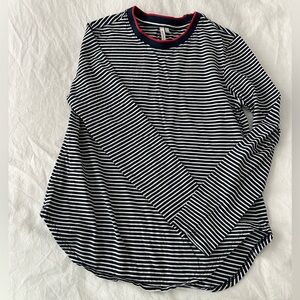 Banana Republic long sleeve tee striped size XS